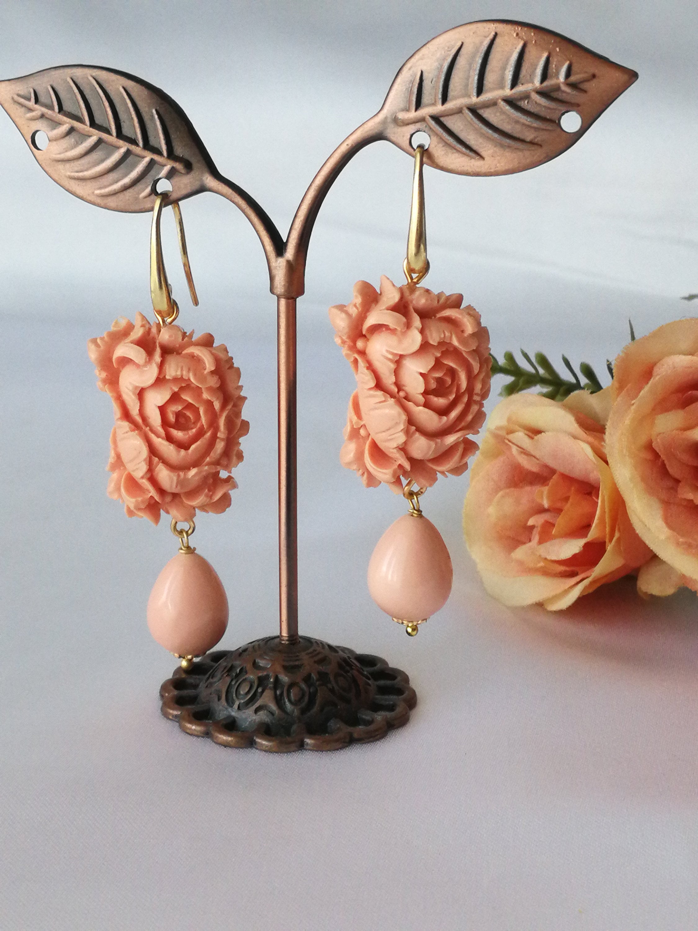 Boucles D'oreilles Anciennes - Or Rose Sur Argent Massif, Corail Rouge Et Perles Roses - Pendantes Dormeuses