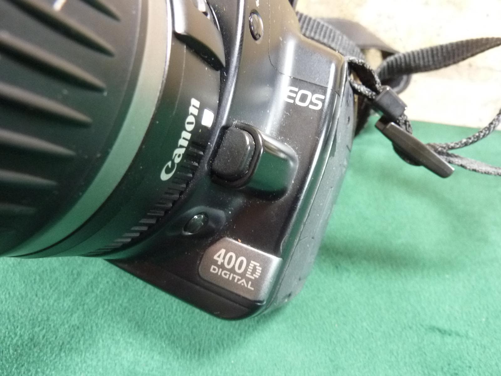 A Nice Canon EOS 400D Digital Camera 10.1MP 18-55MM Efs Lens