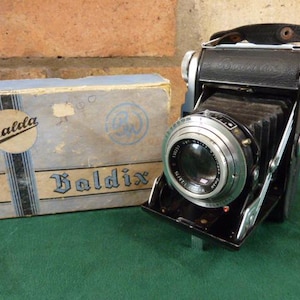 Vintage Balda Baldix 120 Roll Film Camera Westar 1:2.9 75mm Lens