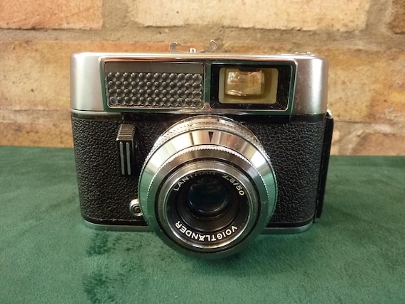 vintage Voigtlander Vito Automatic 35MM camera with Lanthar 1:2.8 50mm lens