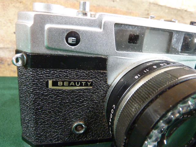 素敵なビンテージのLightomatic III 35 MMカメラと1:1.9 45 mmレンズ