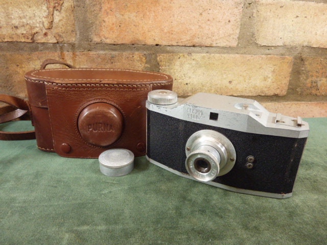 PURMA PLUS 127フィルムカメラ　撮影可 A Nice Vintage Purma Plus Camera 127 Roll Film With Case - Etsy