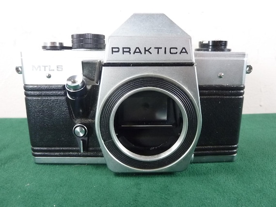 Nice vintage Praktica MTL5 35MM camera body only #1