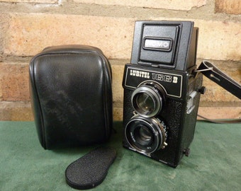 Nice vintage Lubitel 166B  120 Roll film camera good condition