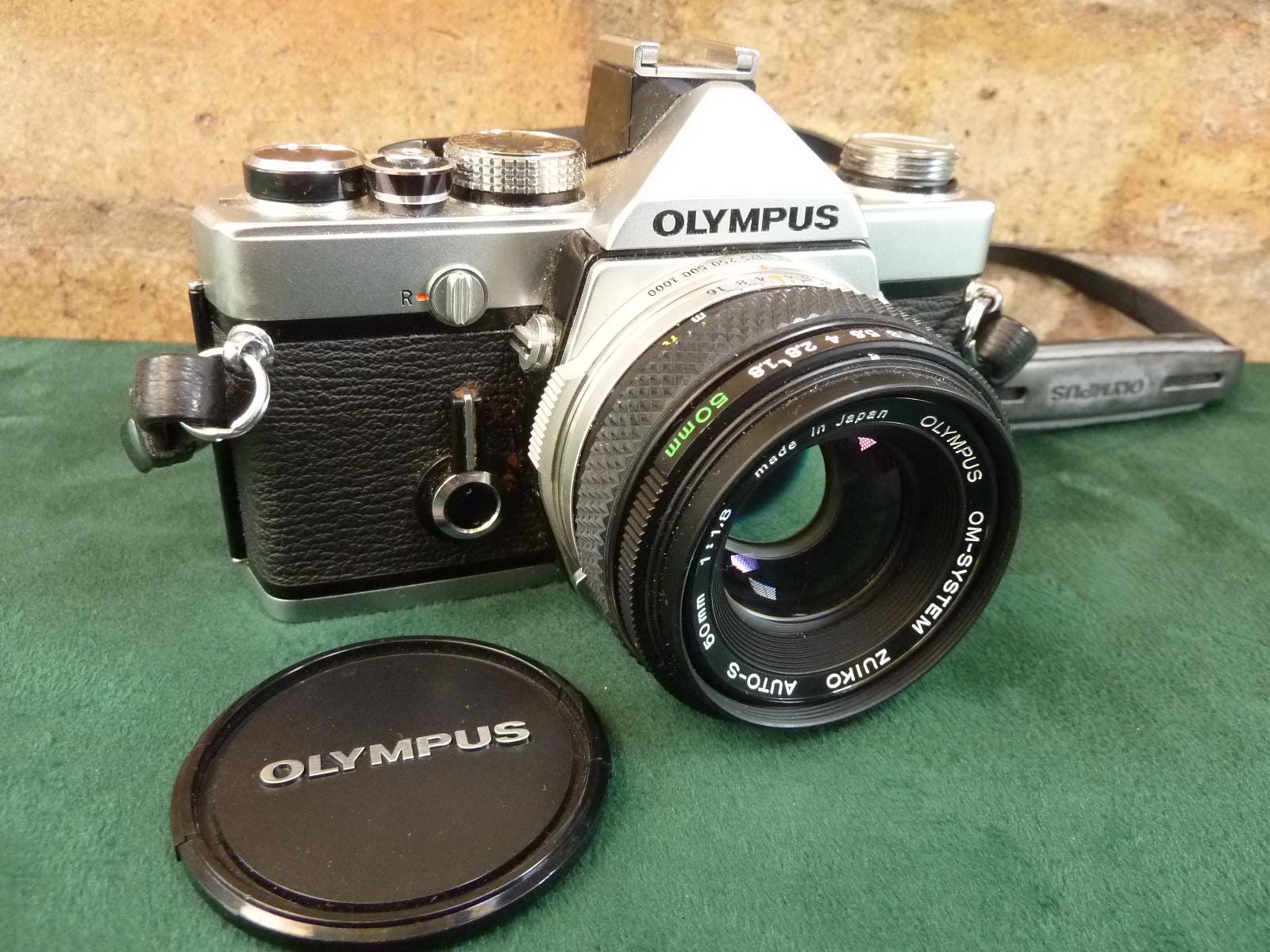 ★ OLYMPUS OM-1N + ★ 標準レンズ50mm ☆ OLYMPUS OM-1 + ☆ 標準レンズ50mm