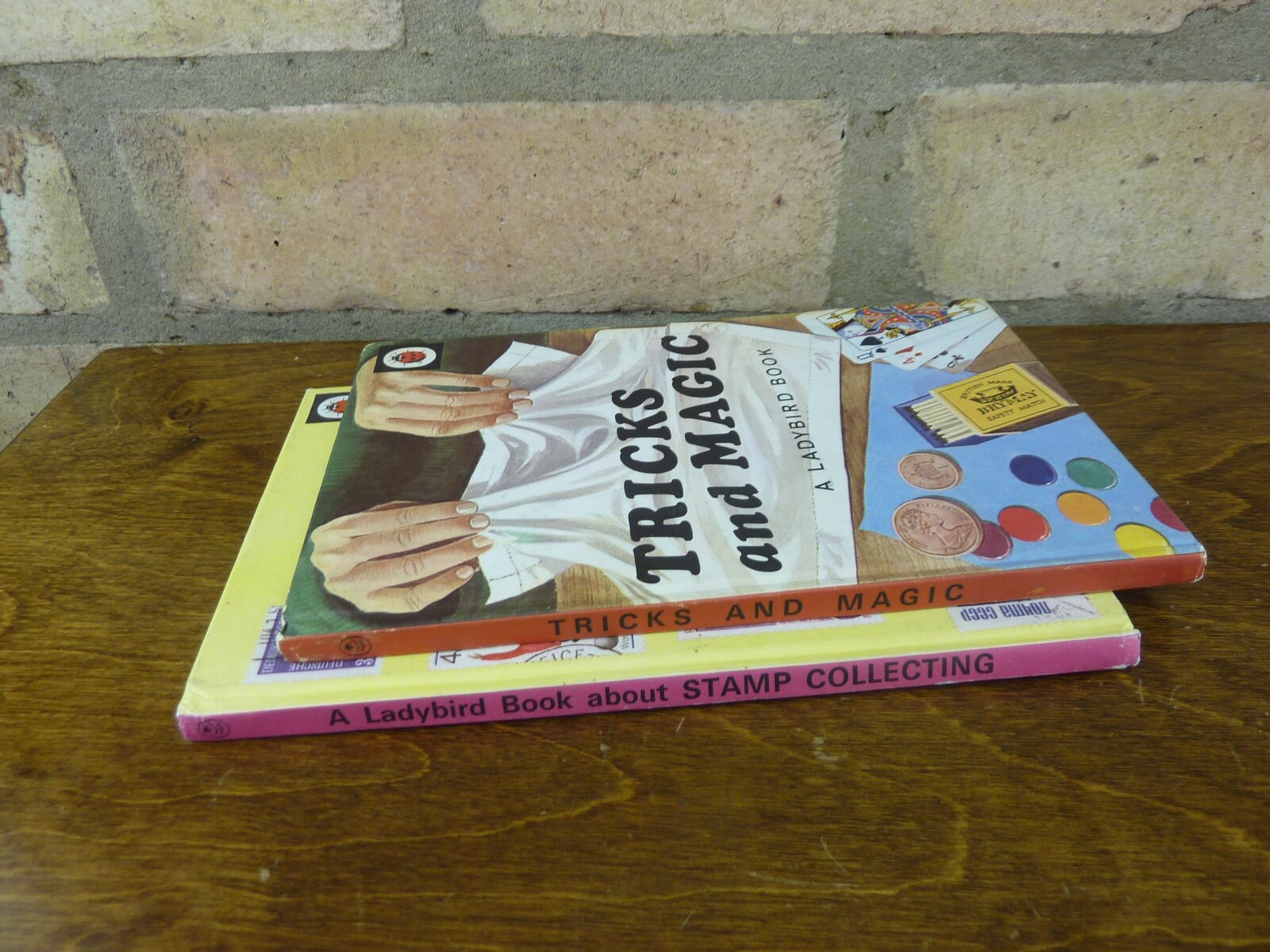 2 Vintage Ladybird Books From Series 633 Stamp Collecting Etsy