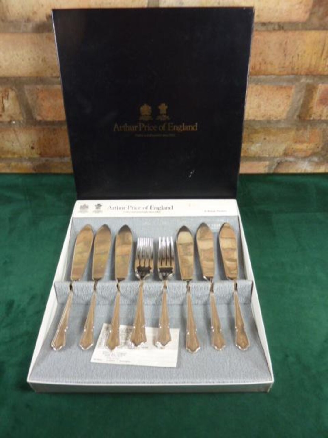 Nice Arthur Price 6 Setting Fisheaters Set Dubarry Pattern Silver