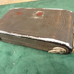 Two beautiful German folding cameras from the 1930s, a Two beautiful German folding cameras from the 1930s, a