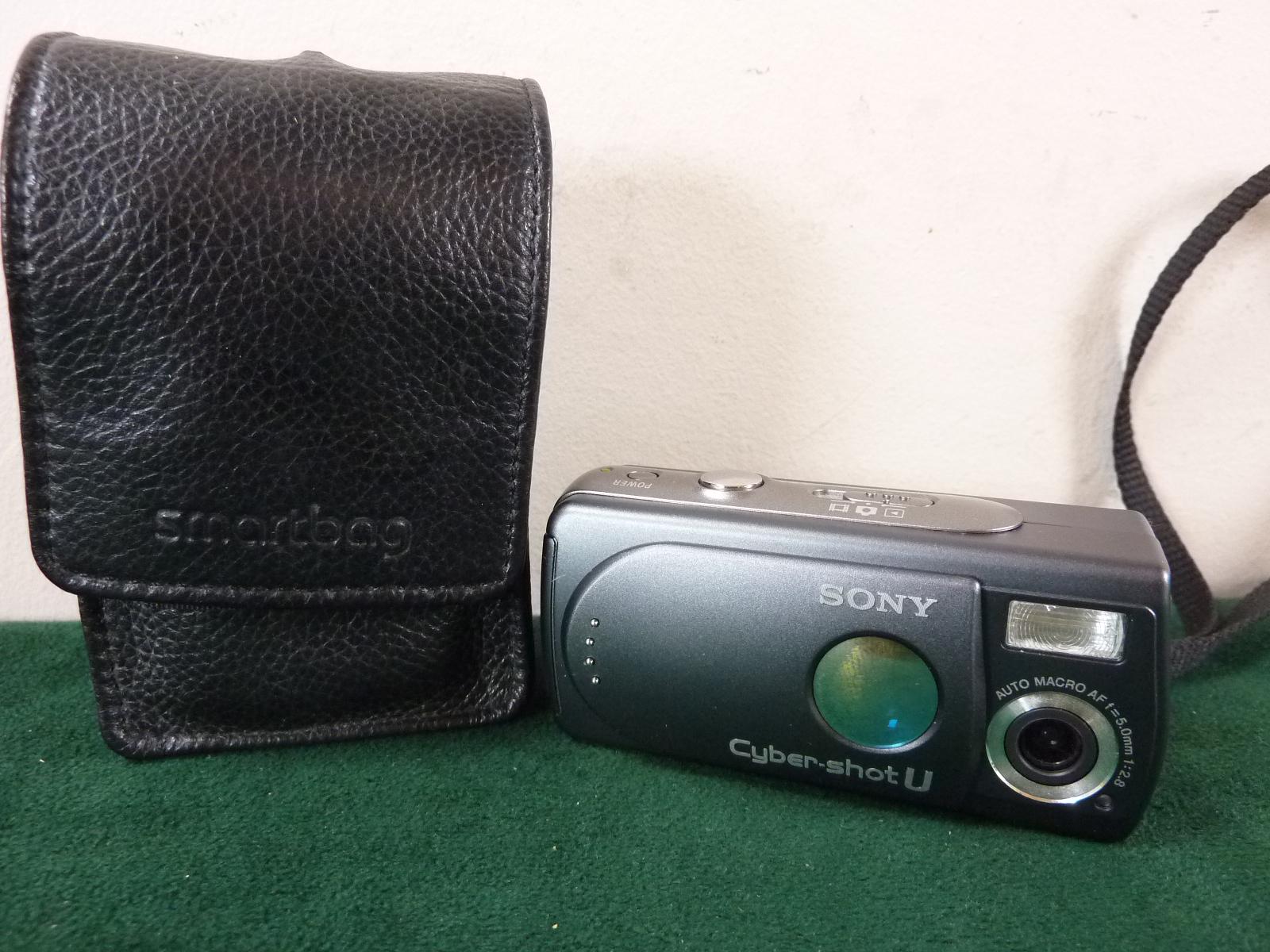 Sony Cybershot DSC-U30 Digital Camera 2MP 1X Optical zoom SONY 