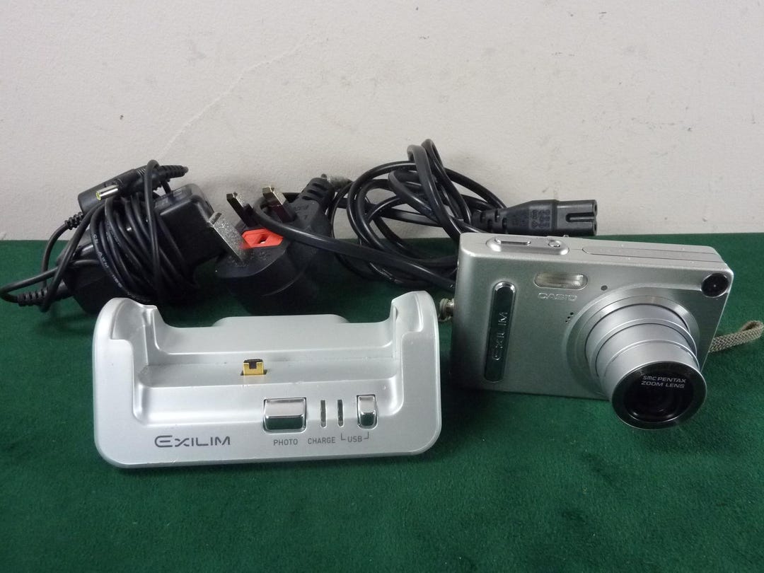 A Nice Casio Exilim EX-Z3 3.2 MP Digital Camera 3X Zoom - Etsy