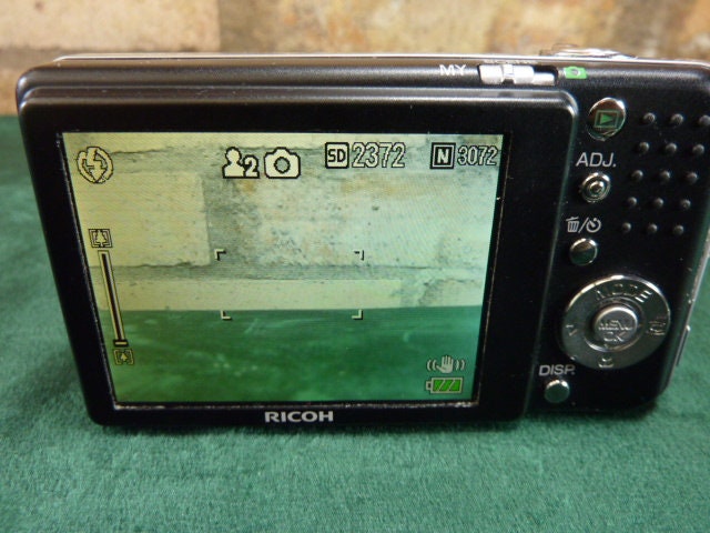 素晴らしいリコー R6 デジタルカメラ 7.2MP 7.1 倍光学ズーム - Etsy 日本