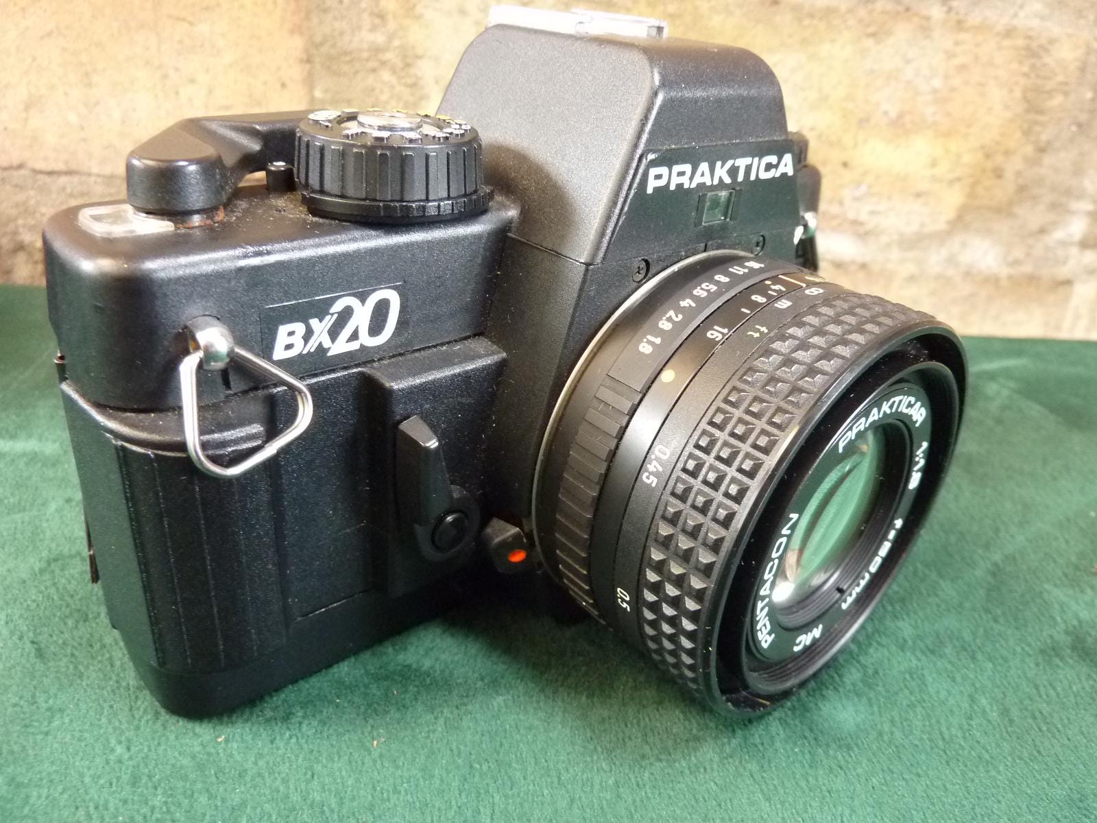 Nice Vintage Praktica BX20 35MM Camera With Prakticar 1:1.8 50mm