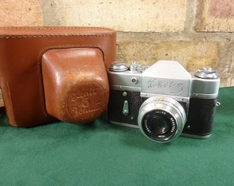 素敵なヴィンテージのZenit 3 35 mmカメラ、Industar 50 mmレンズ