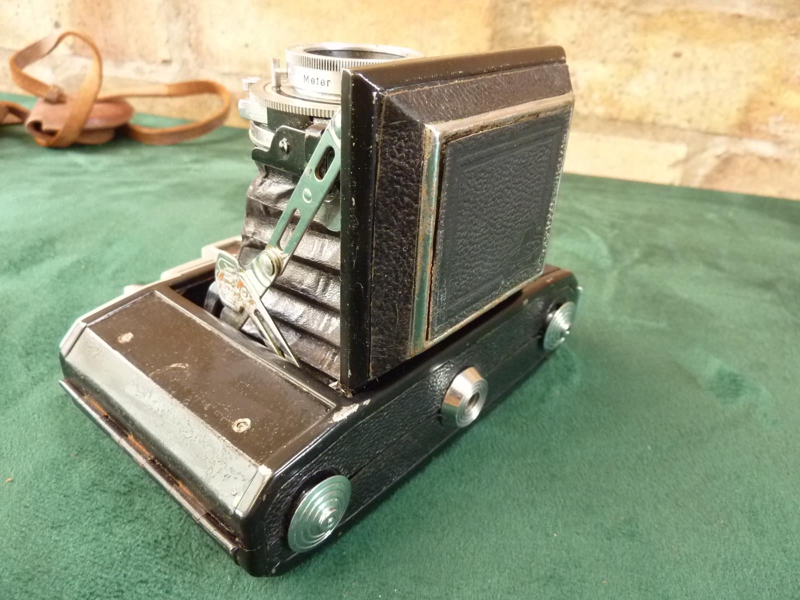 Vintage Welmy 6 Folding Camera 120 Roll Film With Terionar 1:4.5