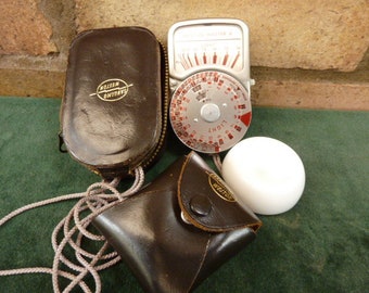 Nice vintage Sangamo Weston Master V Exposure light meter with invercone