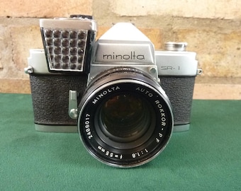 素敵なヴィンテージのミノルタ SR-1 35 MM カメラと Rokkor-PF 1:1.8