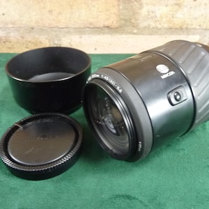 Objectif Zoom Minolta AF 100-300mm F/4.5-5.6 – Monture Sony A, Occasion, Fonctionnement OK