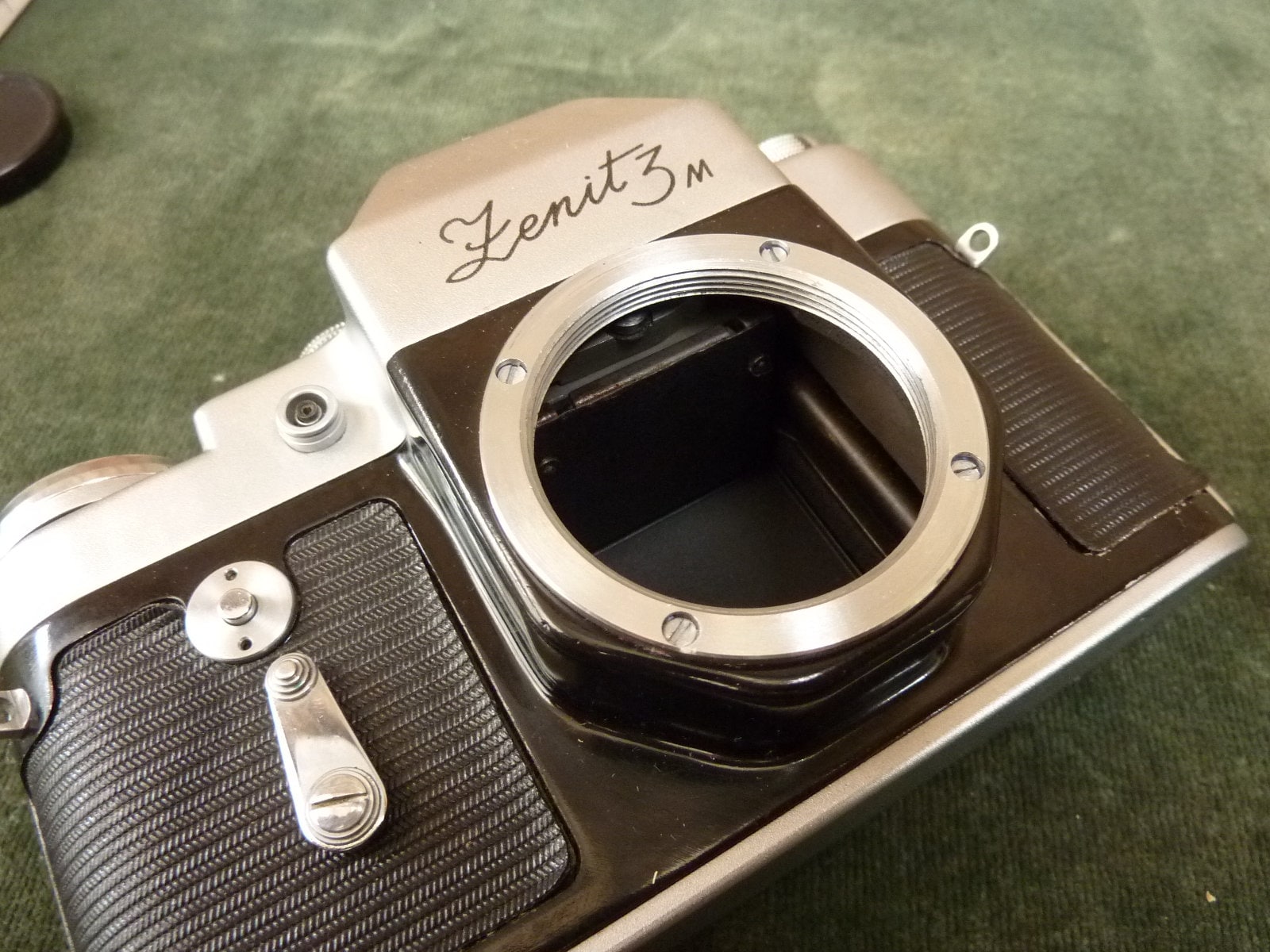 Nice Vintage Zenit 3M 35mm Camera Industar 50mm Lens Good