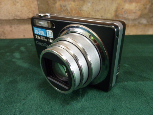 素晴らしいリコー R6 デジタルカメラ 7.2MP 7.1 倍光学ズーム - Etsy 日本