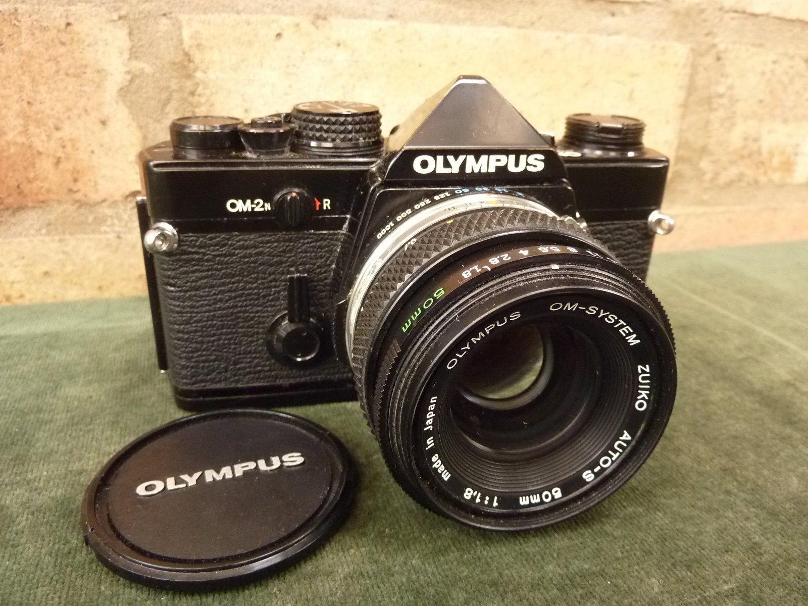 olympus om2n black