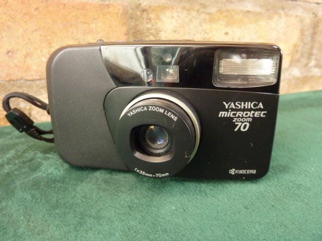 素敵なヤシカ マイクロテック ズーム 70 35 mm カメラ 35-70 mm レンズ
