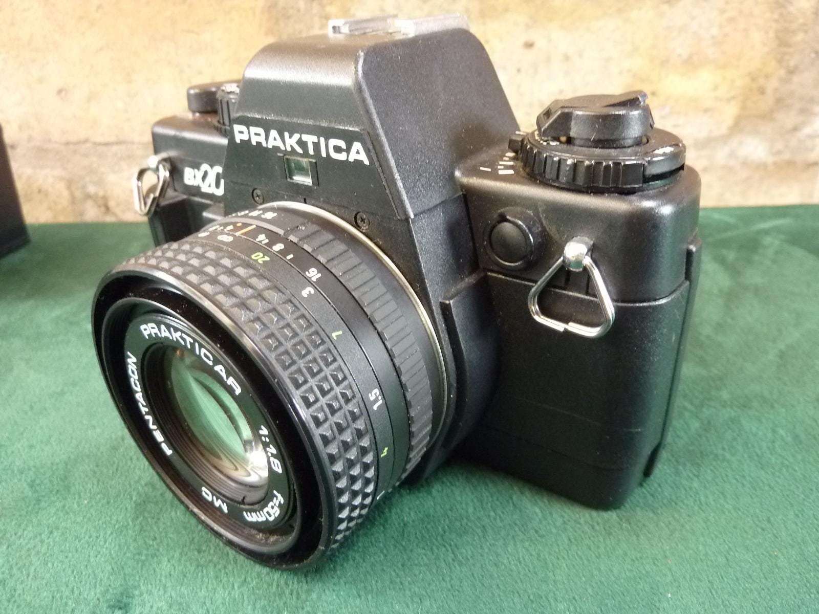 Nice Vintage Praktica BX20 35MM Camera With Prakticar 1:1.8 50mm