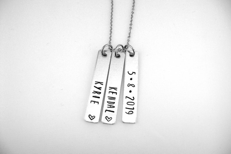 Personalized Vertical Bar Necklace, Mom Jewelry with Kids Names, Pet Name, Custom New Mother Gift with Birthdate, Anniversary Couple afbeelding 8