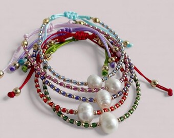 Handmade Pearl Seed Bead Bracelet – 18K Gold-Filled Adjustable Chain