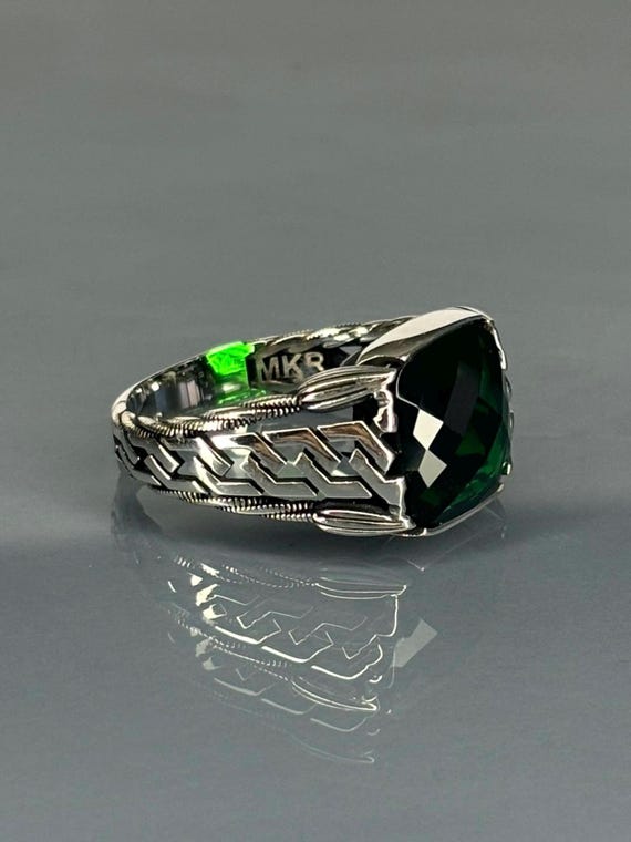Vintage 925 Sterling Silver Green Stone Ring for Men, Celtic Knot 