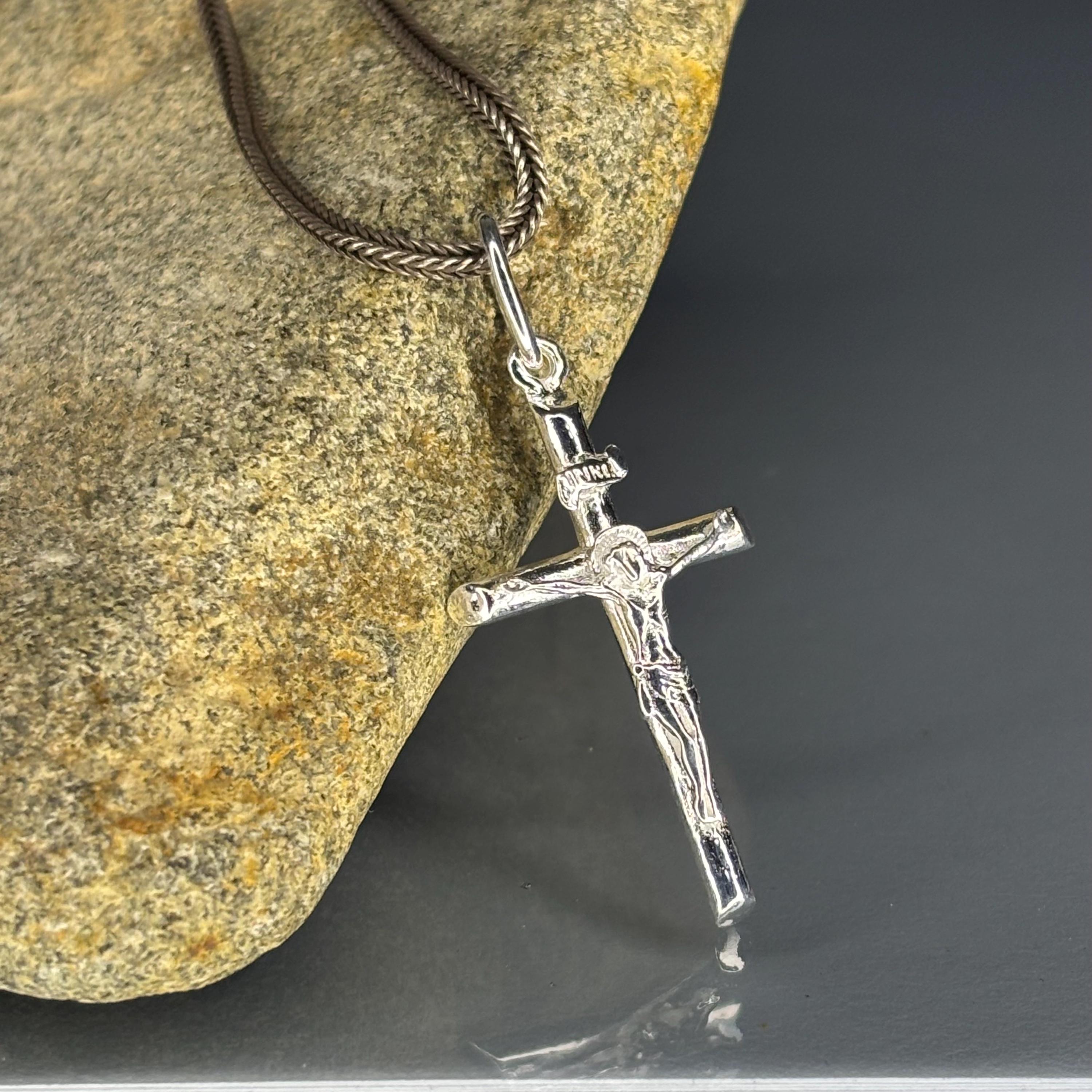 925 Sterling Silver Crucifix Pendant, Detailed Jesus on Cross Necklace ...