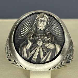 925 Sterling Silver Jesus Design Ring, Sacred Heart Christian Jewelry, Religious Statement Ring for Men and Women, Faith-Inspired Gift