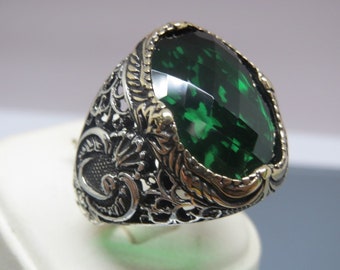 トルコ製ハンドメイドジュエリー 925スターリングシルバー エメラルド