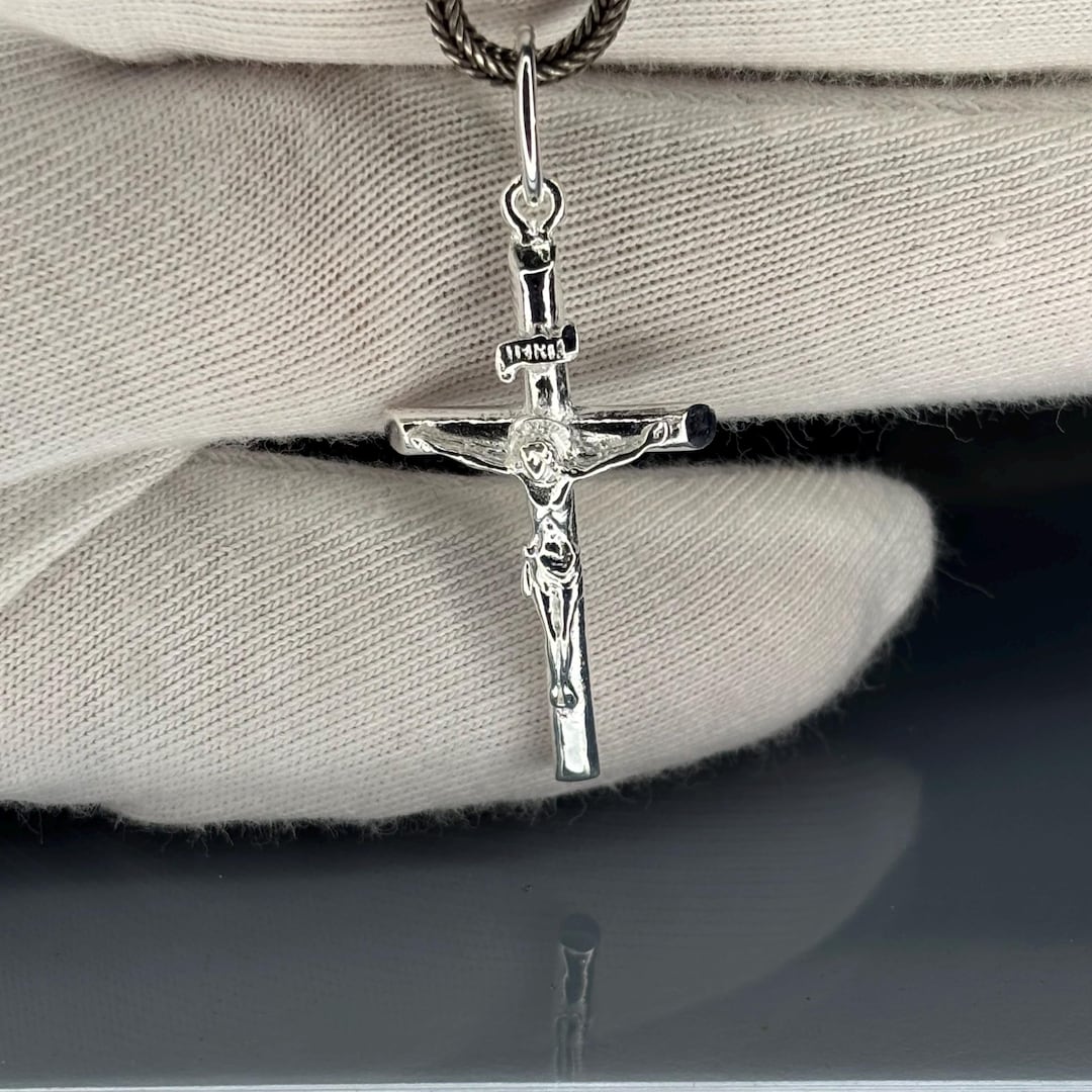 925 Sterling Silver Crucifix Pendant, Detailed Jesus on Cross Necklace ...