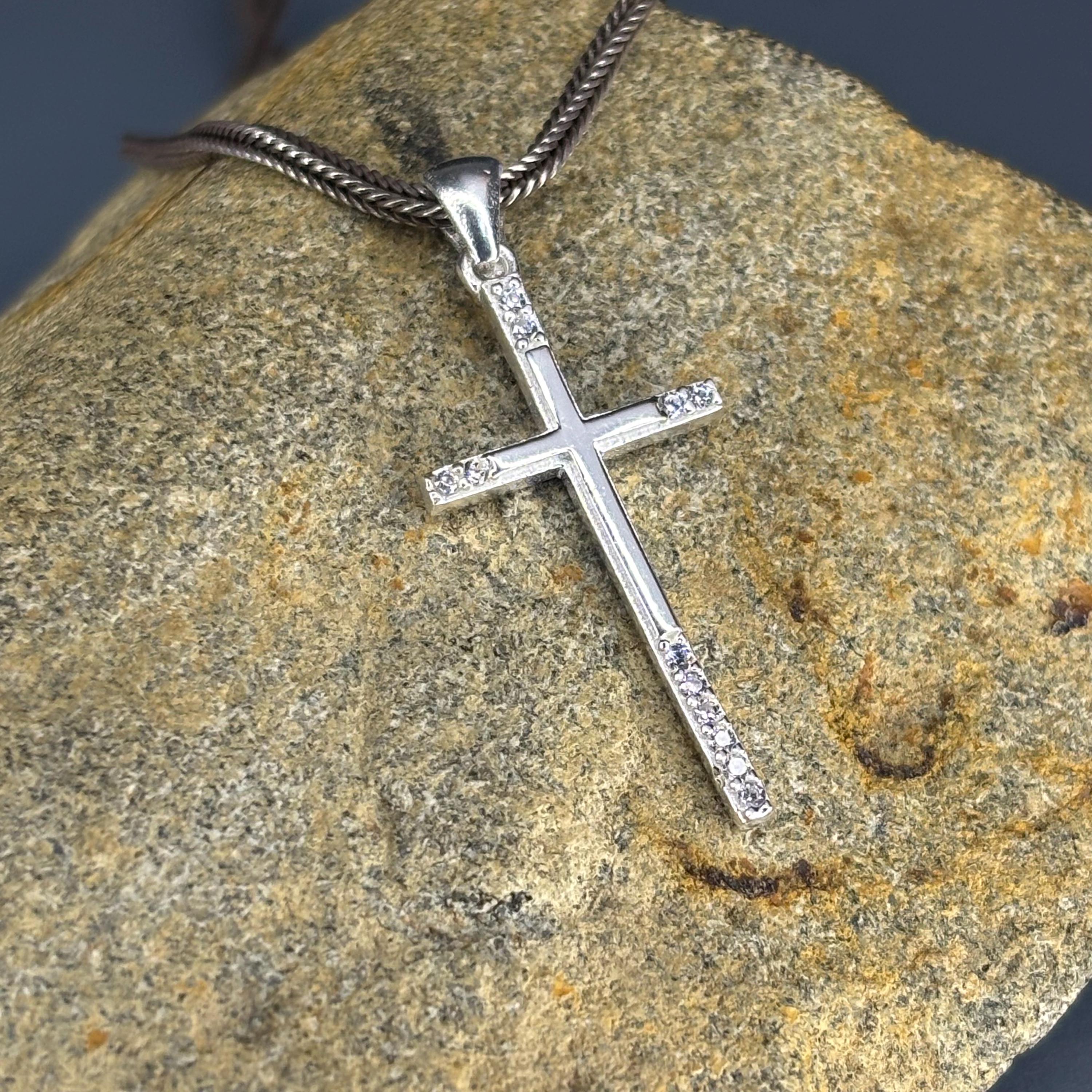 Collana Pendente Croce per Uomini in Moissanite,2,0