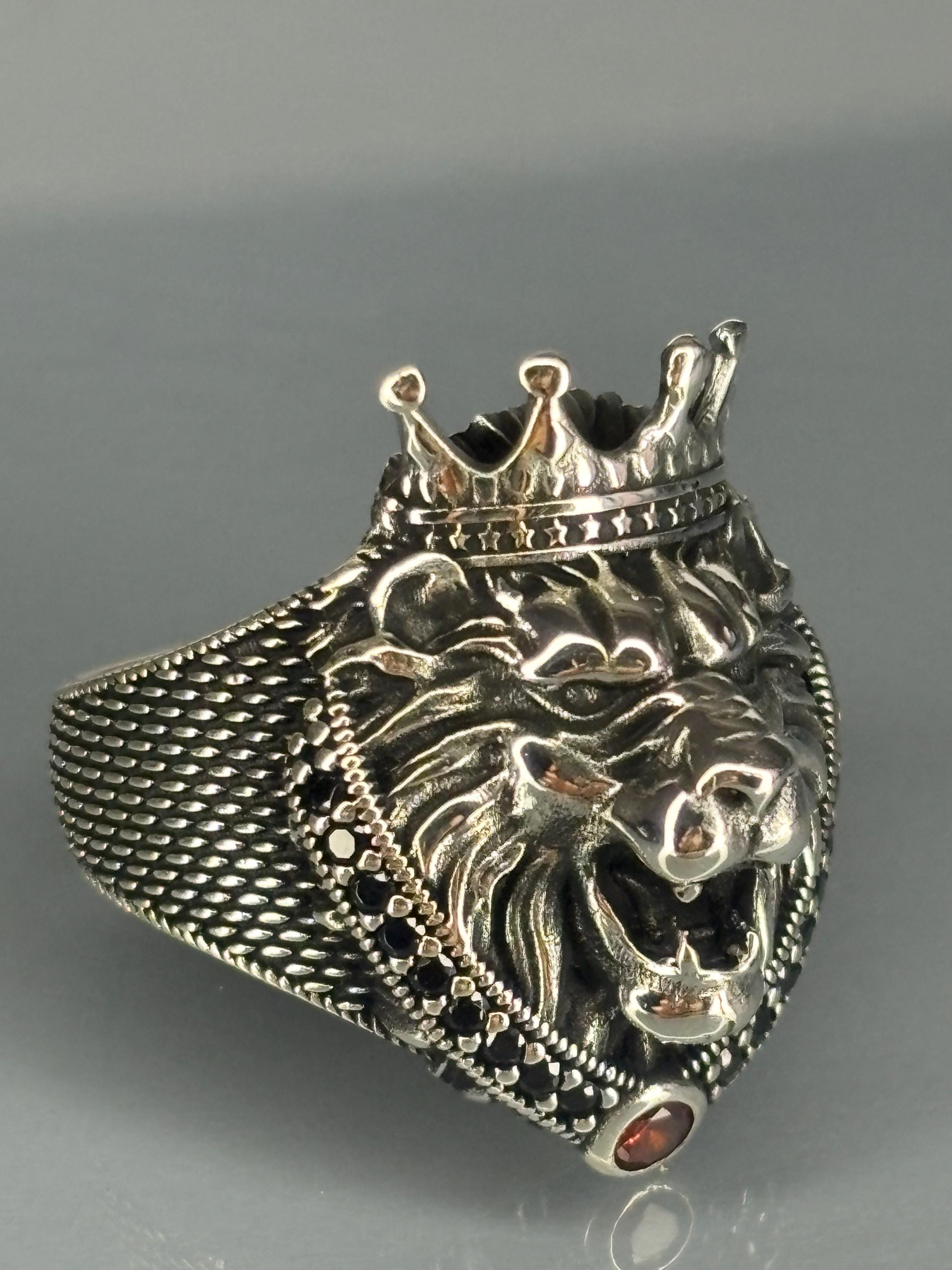 Sterling Silver Lion Head Ring: Gothic Crown, Ruby Stone, Vintage Jewelry -  Etsy