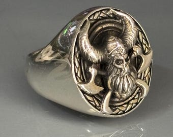 Anel Viking de Prata de Lei: Capacete de Guerreiro Nórdico Feito à Mão e Joia de Machado