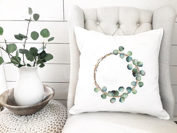 cottage style throw pillows