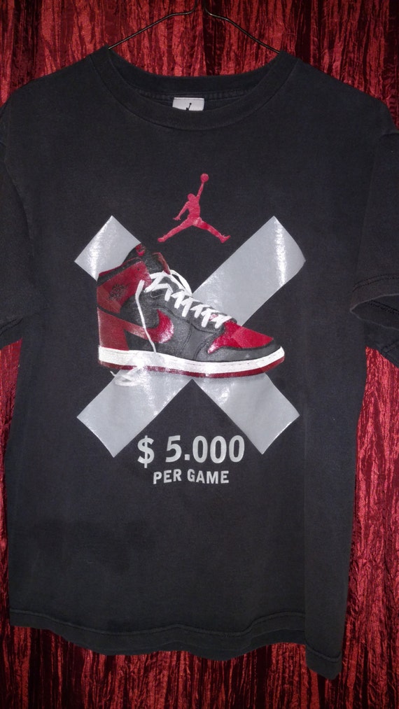 1985 AIR JORDAN BANNED Nikes Black and Red Air Jor