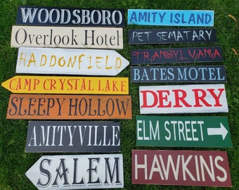 Halloween Directional Sign Individual Signs NO POST Distressed Lawn Ornament Spooky Destination Haunted House Decor Salem Elm Street Bates