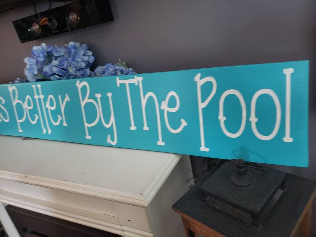 Life Is Better By The Pool Round Wood Sign — Rustic Wall Decor For Home, Farmhouse, Porch, Garden, 12 Inch Diameter