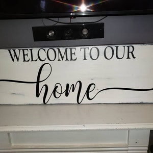 Welcome to our Home Sign Living Room Decor Framed Sign Distressed Wood Wall Hanging Rustic Farmhouse Decor Horizontal Welcome Sign Family