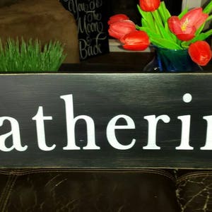 Der Versammlungsraum beunruhigt Holz Schild Veranda Zeichen | Etsy