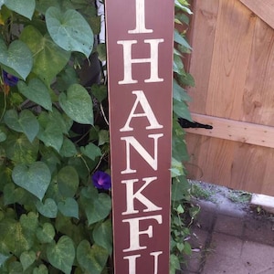 Be Thankful Großes Porch-Schild Herbst-Dekor Vertikales Distressed-Holzschild Eingangsschild Rustikales primitives Dekor Haustür Herbstdekoration