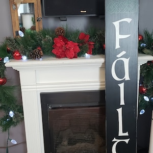 Failte Sign Porch Sign Gaelic Irish Welcome Sign Gift for her Irish Celtic Decor Primitive Celtic Knot St Patricks Day Modern Farmhouse