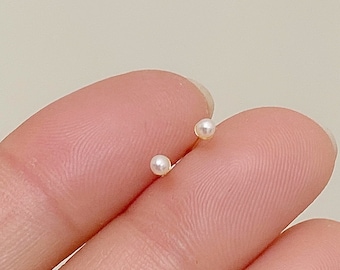 Tiny pearl earrings, pearl stud, cartilage earring