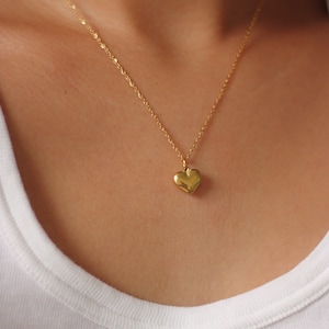 Zierliche Herz Halskette - bauschiger Herz Choker
