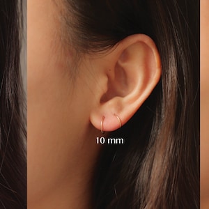 Huggie hoepel oorbellen, kleine hoepel oorbellen, sleeper oorbellen, Helix hoepel, kraakbeen hoepel, tragus hoepel, 5mm 6mm 7mm 8mm 10mm 12mm afbeelding 5