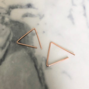 Triangle wire earrings, geometric, minimal earrings image 5