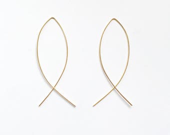 Long wired crossed earrings