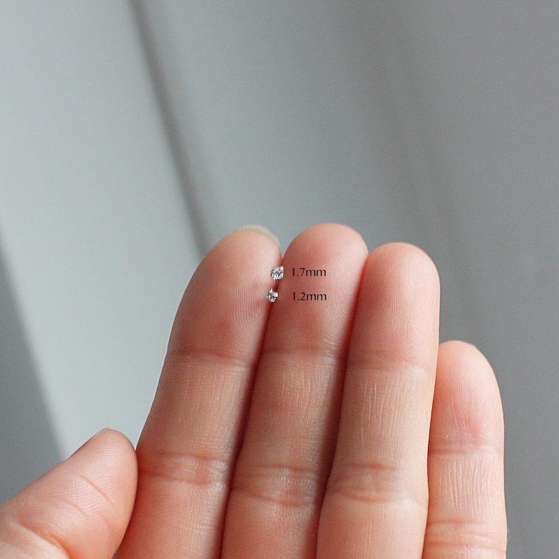 Super small micro crystal diamond earring / nose stud 1,2 mm 1,7 mm zdjęcie 2